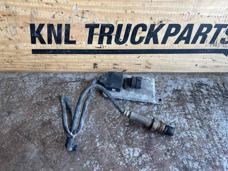 VOLVO NOX SENSOR 20873117 - Elektrische Ausrüstung für LKW: das Bild 2 VOLVO NOX SENSOR 20873117 - Elektrische Ausrüstung für LKW: das Bild 2