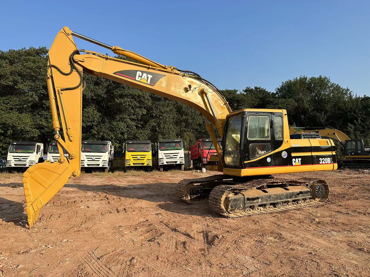 Kettenbagger CAT 320B: das Bild 11