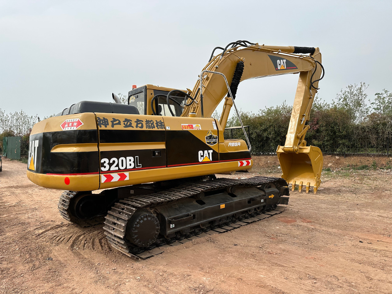CAT 320BL - Kettenbagger: das Bild 4 CAT 320BL - Kettenbagger: das Bild 4