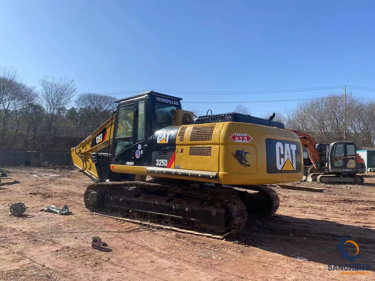CAT 325D - Kettenbagger: das Bild 4 CAT 325D - Kettenbagger: das Bild 4