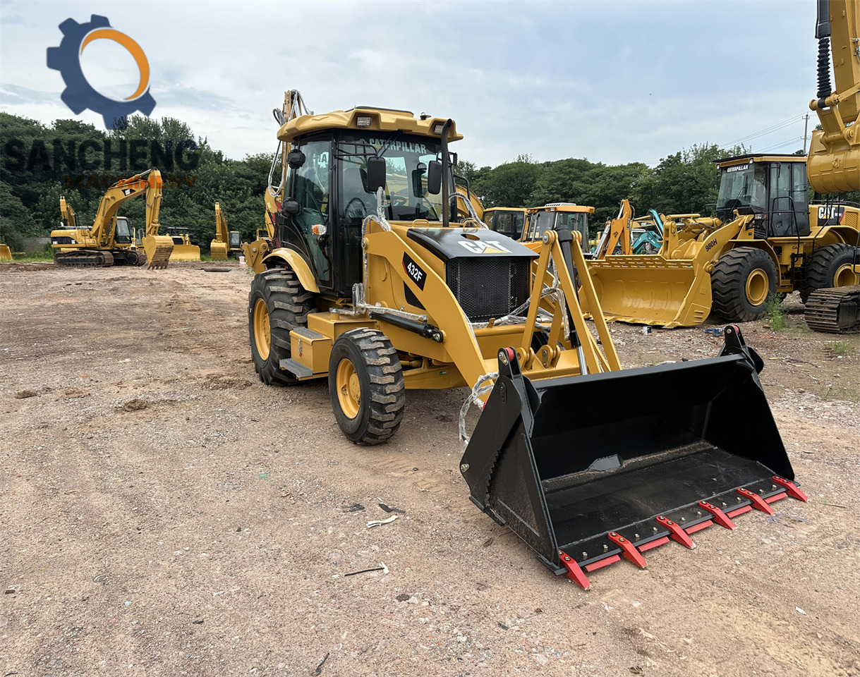 CAT 432F - Baggerlader: das Bild 3 CAT 432F - Baggerlader: das Bild 3