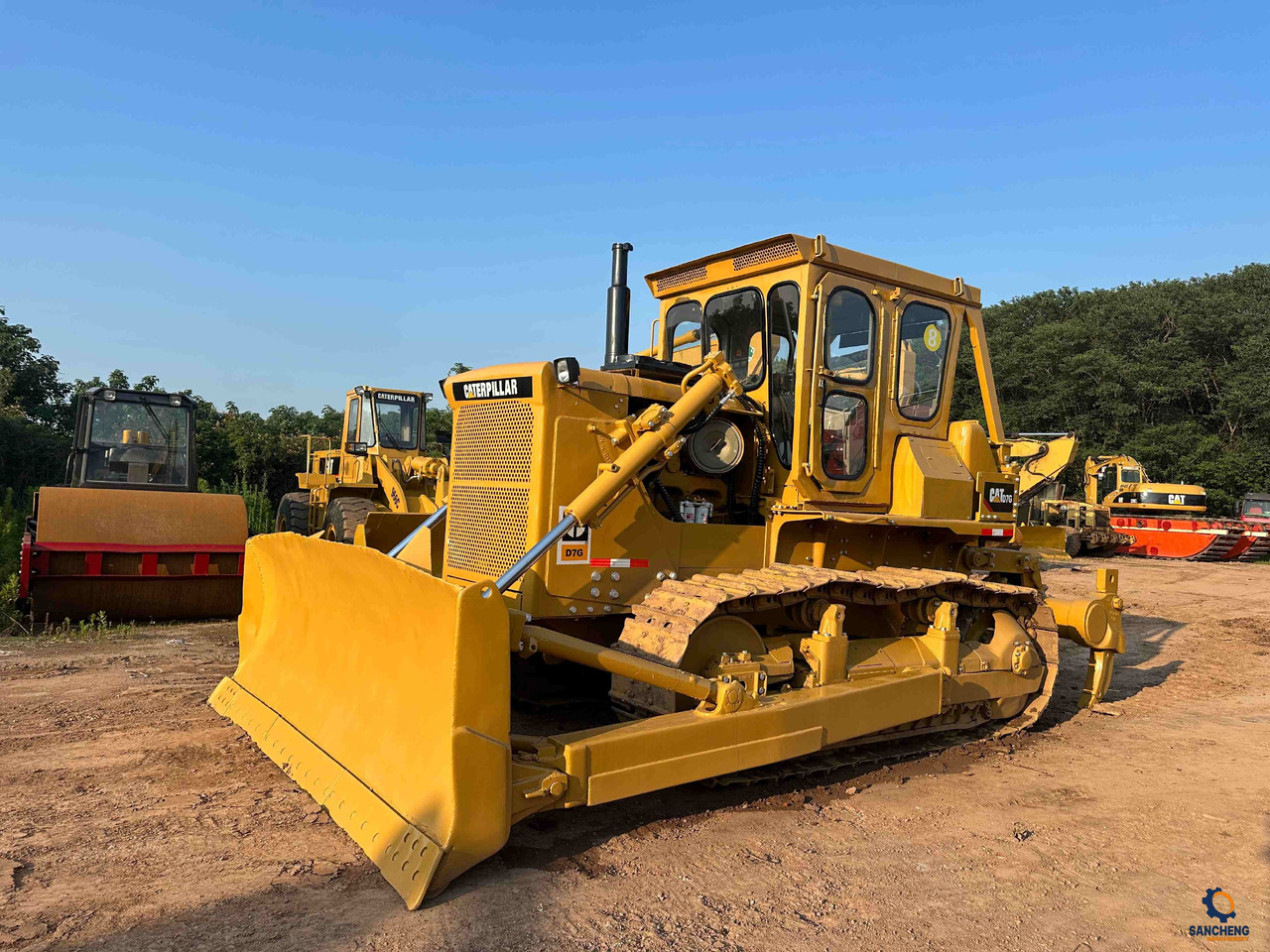 CAT D7G - Bulldozer: das Bild 2 CAT D7G - Bulldozer: das Bild 2