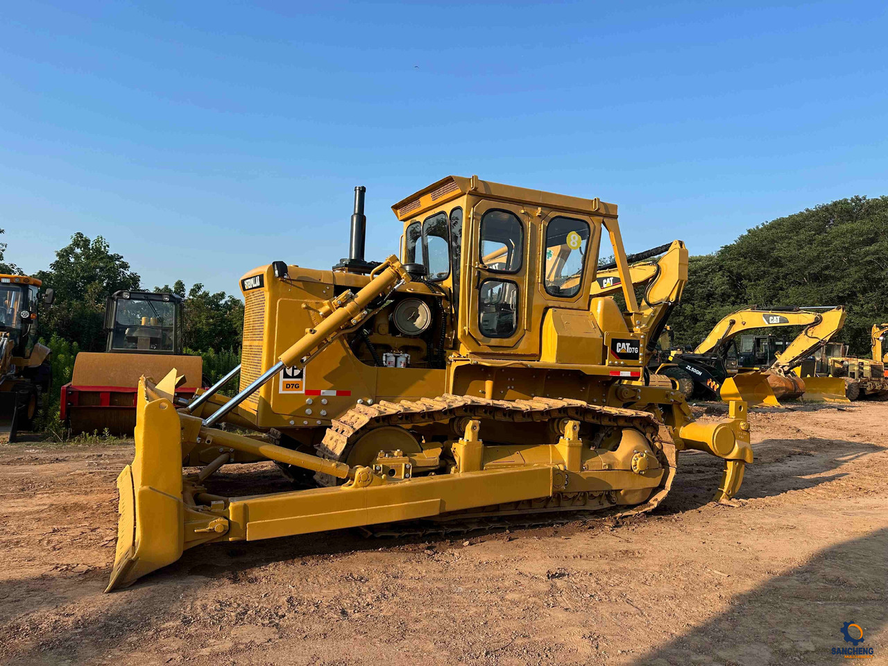 CAT D7G - Bulldozer: das Bild 3 CAT D7G - Bulldozer: das Bild 3