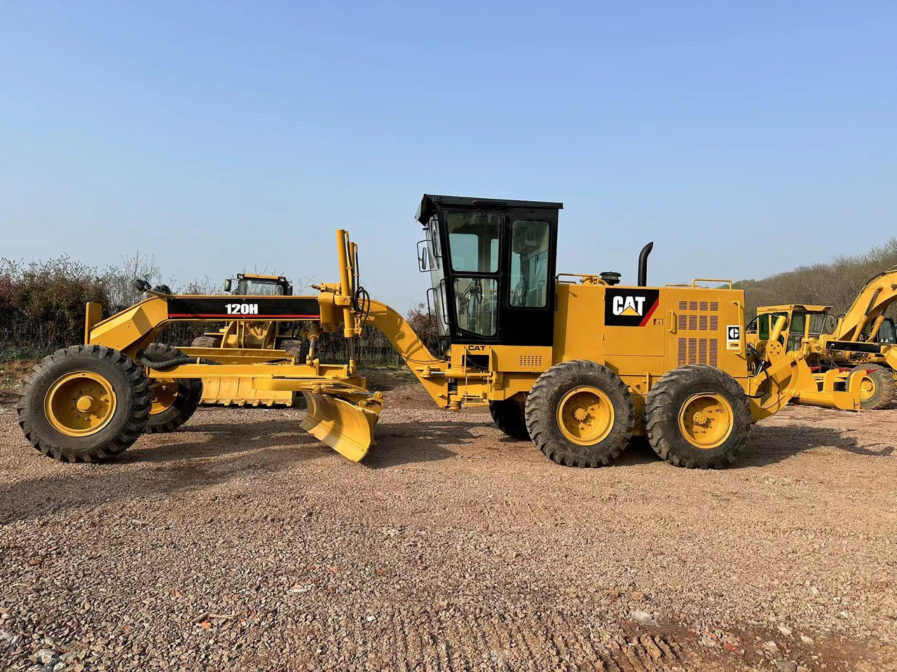 Grader CATERPILLAR 120H: das Bild 6