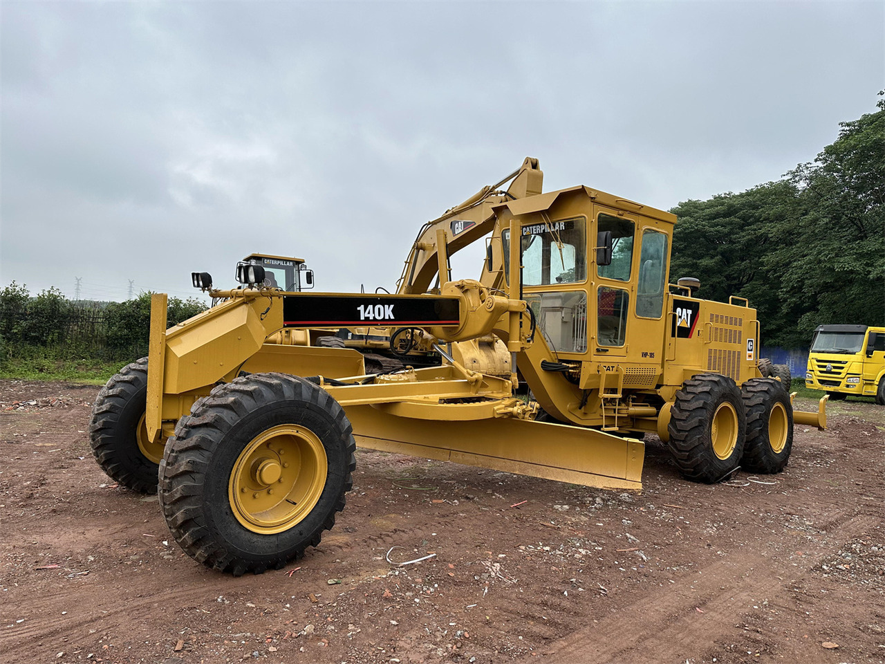 Grader CATERPILLAR 140K: das Bild 12