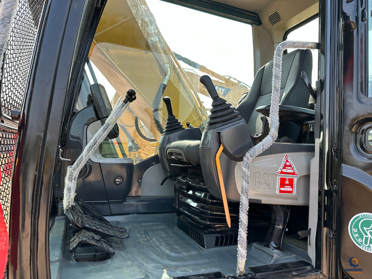 Kettenbagger CATERPILLAR 320DL: das Bild 10