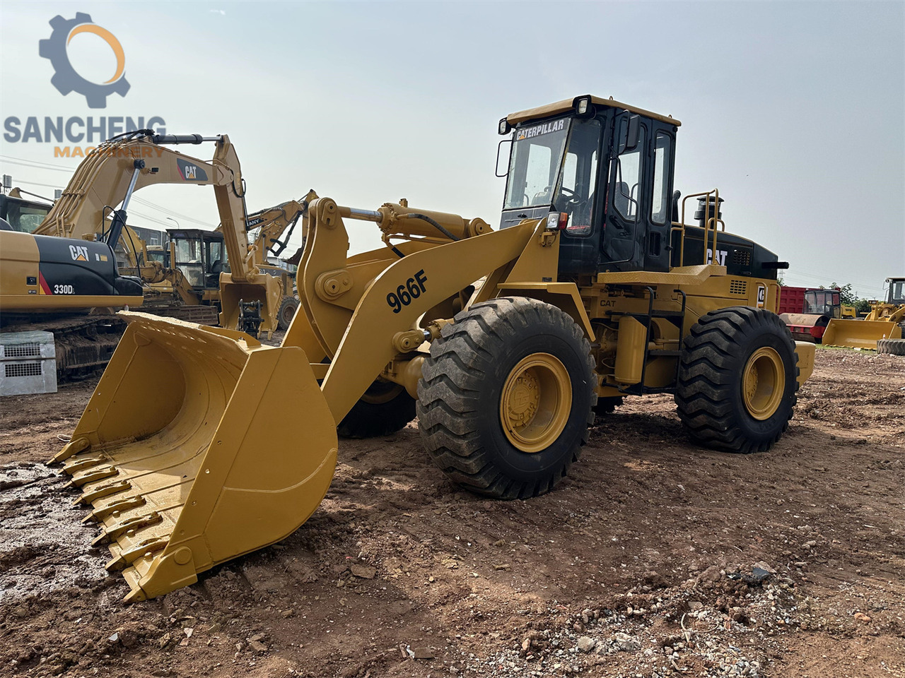 Radlader CATERPILLAR 966F: das Bild 8