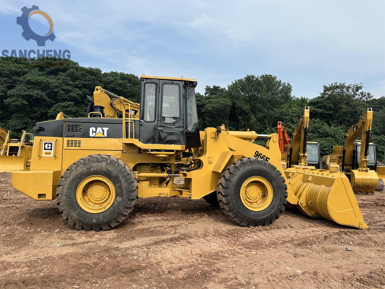 Radlader CATERPILLAR 966F: das Bild 6