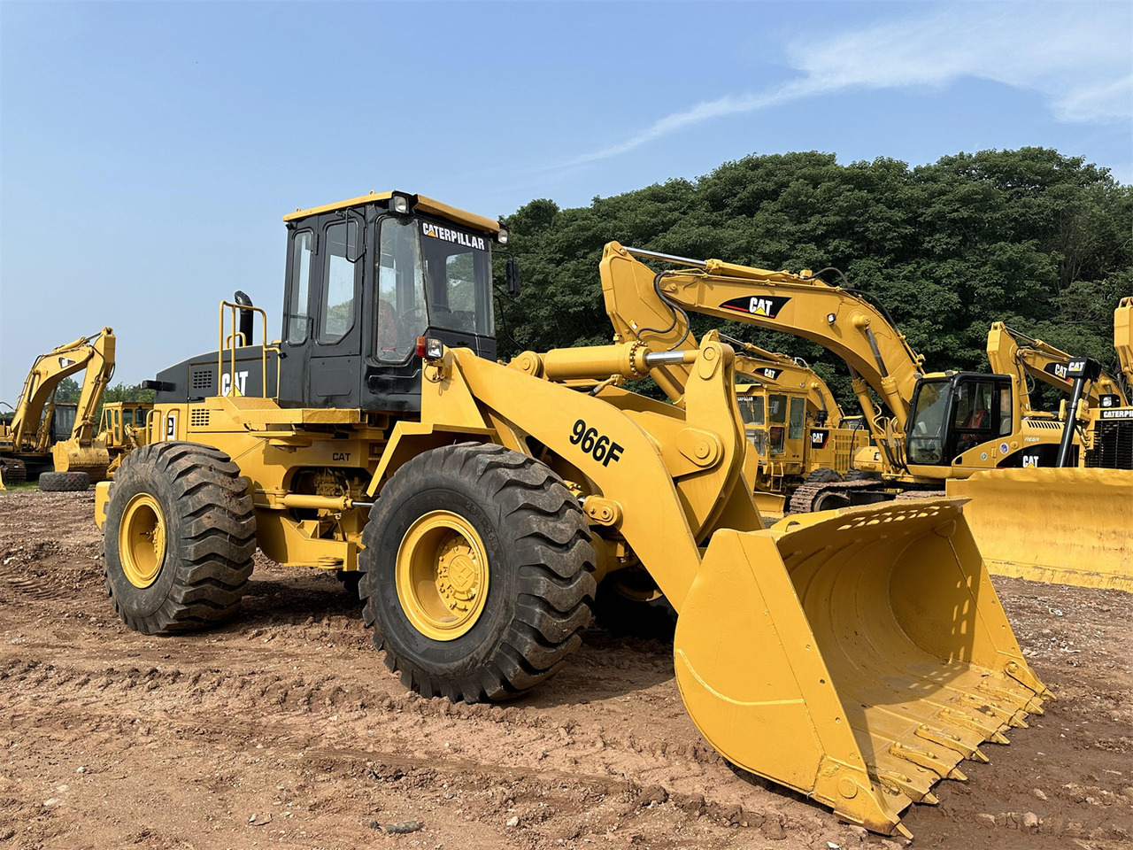 CATERPILLAR 966F - Radlader: das Bild 1 CATERPILLAR 966F - Radlader: das Bild 1