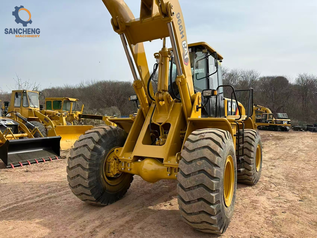 Lader CATERPILLAR 966H: das Bild 14
