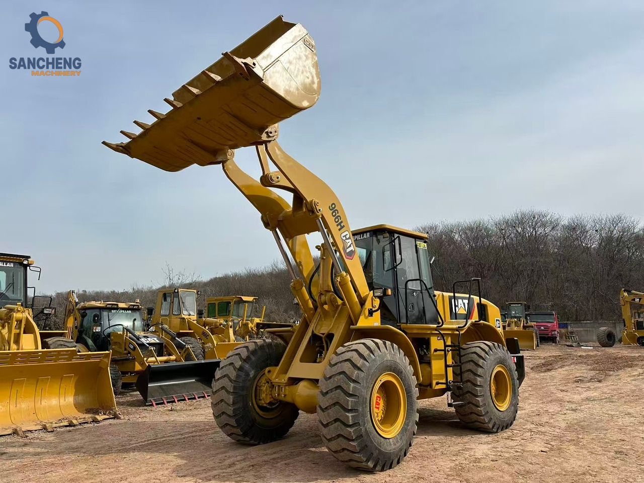 Lader CATERPILLAR 966H: das Bild 8