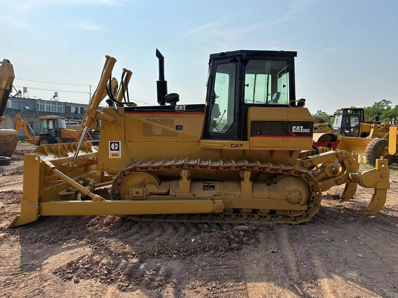 Bulldozer CATERPILLAR D6G Crawler Dozer: das Bild 6