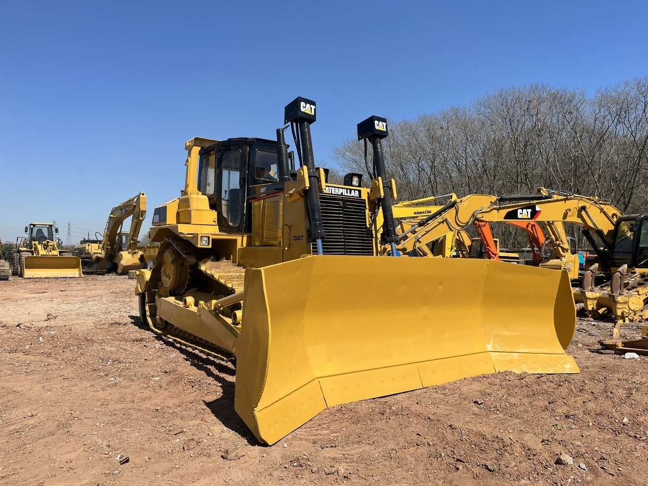 CATERPILLAR D8R - Bulldozer: das Bild 2 CATERPILLAR D8R - Bulldozer: das Bild 2