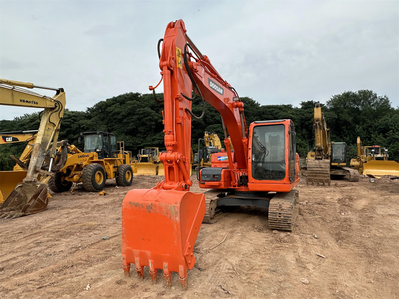 Kettenbagger DOOSAN DX120: das Bild 7
