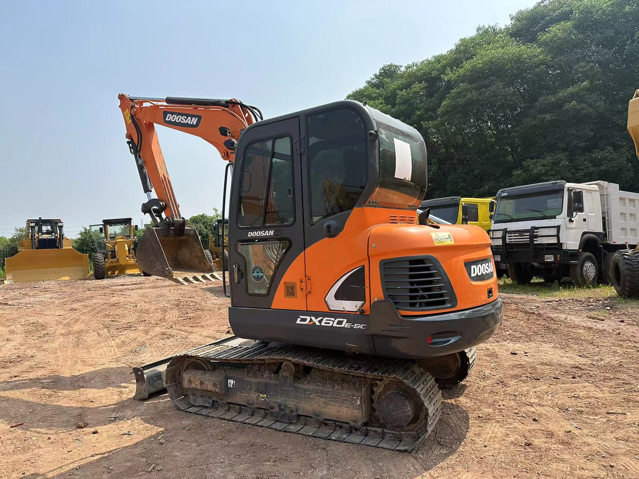 DOOSAN DX60 - Kettenbagger: das Bild 4 DOOSAN DX60 - Kettenbagger: das Bild 4