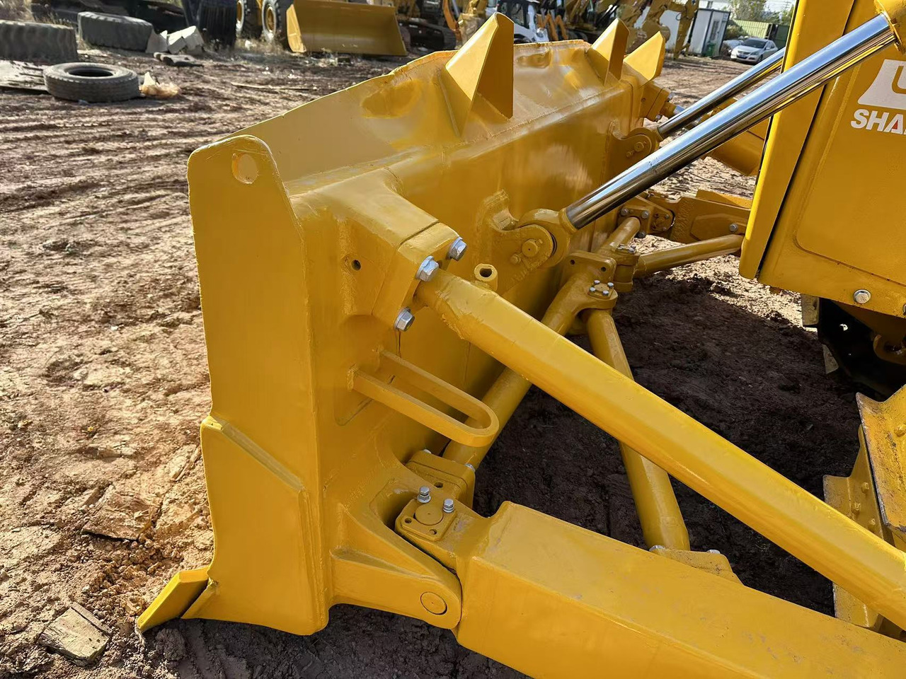 Bulldozer SHANTUI SD22: das Bild 6