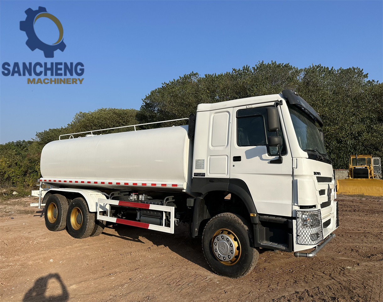 SINOTRUK HOWO 371 6x4 Water Tanker Truck - Tankwagen: das Bild 2 SINOTRUK HOWO 371 6x4 Water Tanker Truck - Tankwagen: das Bild 2