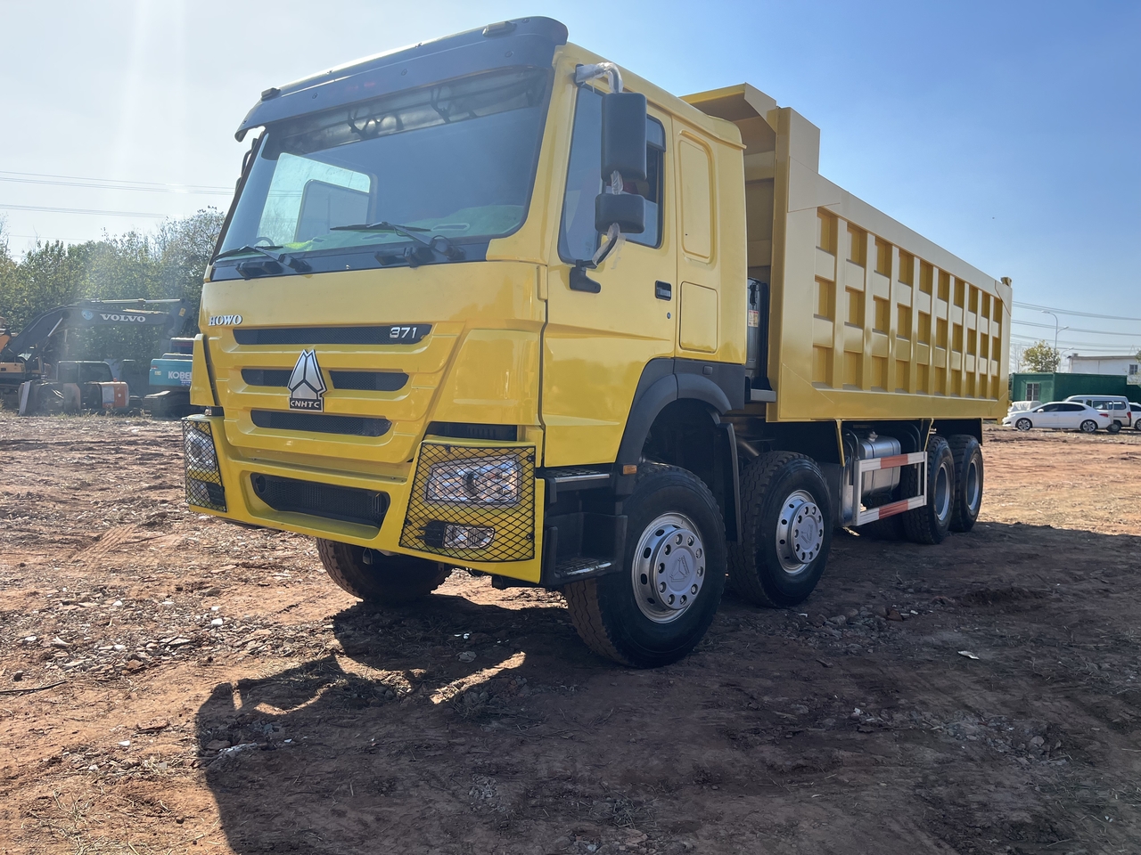 SINOTRUK HOWO 371 Dump Truck 8x4 - Kipper: das Bild 2 SINOTRUK HOWO 371 Dump Truck 8x4 - Kipper: das Bild 2