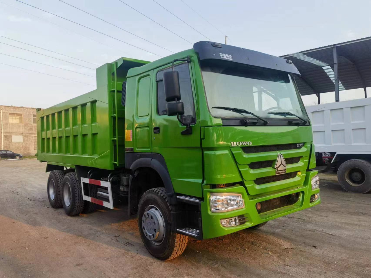 SINOTRUK HOWO 375 - Kipper: das Bild 1 SINOTRUK HOWO 375 - Kipper: das Bild 1