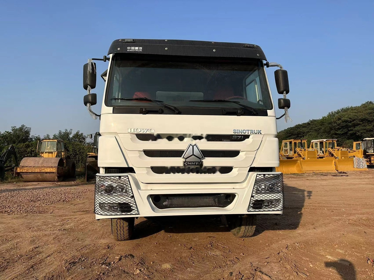 SINOTRUK HOWO HOWO 371 6x4 - Kipper: das Bild 4 SINOTRUK HOWO HOWO 371 6x4 - Kipper: das Bild 4