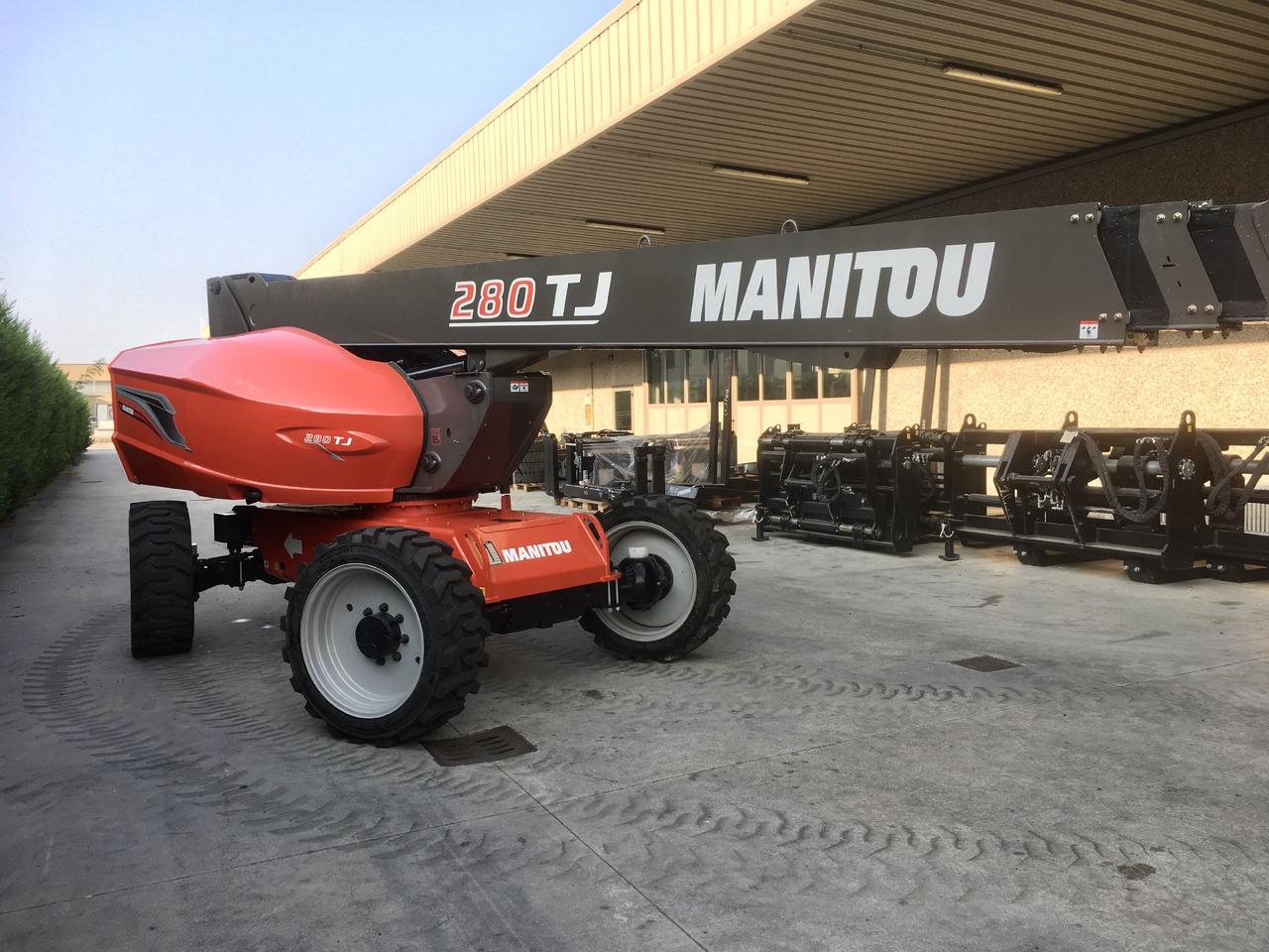 MANITOU 220 TJ+ / 260 TJ / 280 TJ - 2019 - Teleskopbühne: das Bild 4 MANITOU 220 TJ+ / 260 TJ / 280 TJ - 2019 - Teleskopbühne: das Bild 4