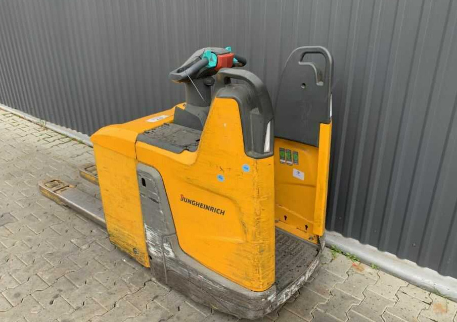 Jungheinrich ERE225 - Niederhubwagen: das Bild 3 Jungheinrich ERE225 - Niederhubwagen: das Bild 3