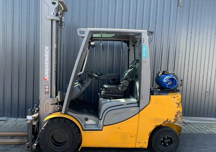 Jungheinrich TFG435s - Treibgasstapler: das Bild 2 Jungheinrich TFG435s - Treibgasstapler: das Bild 2
