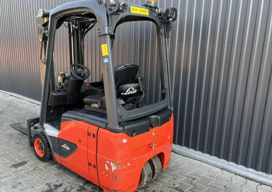Linde E14-01 - Elektrostapler: das Bild 3 Linde E14-01 - Elektrostapler: das Bild 3