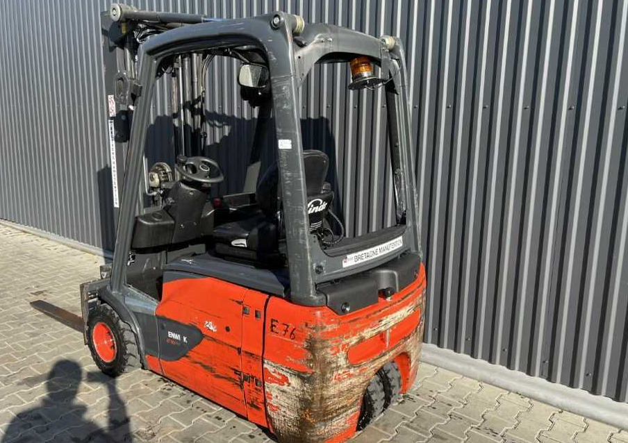 Linde E18-02 - Elektrostapler: das Bild 3 Linde E18-02 - Elektrostapler: das Bild 3