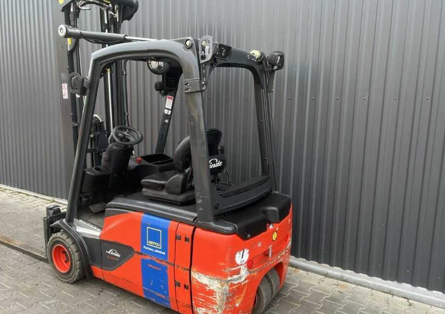 Linde E20L-02 - Elektrostapler: das Bild 3 Linde E20L-02 - Elektrostapler: das Bild 3