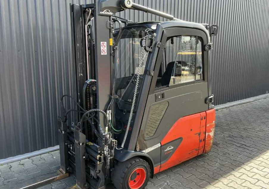 Linde E20L-02 - Elektrostapler: das Bild 1 Linde E20L-02 - Elektrostapler: das Bild 1