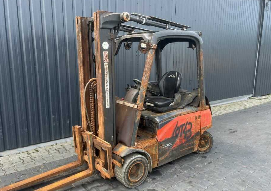 Linde E20PL-02 - Elektrostapler: das Bild 1 Linde E20PL-02 - Elektrostapler: das Bild 1