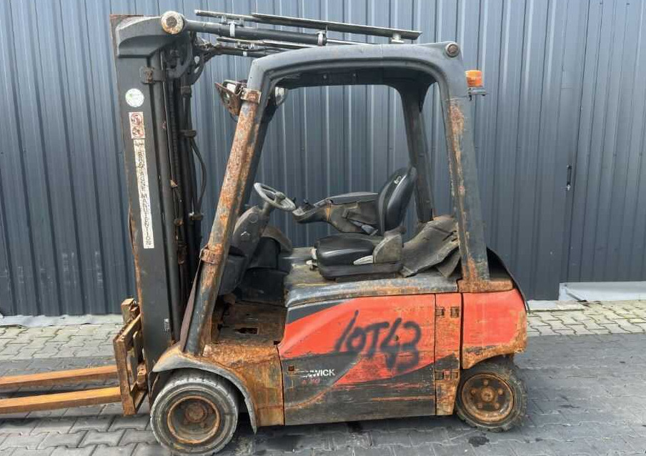Linde E20PL-02 - Elektrostapler: das Bild 2 Linde E20PL-02 - Elektrostapler: das Bild 2