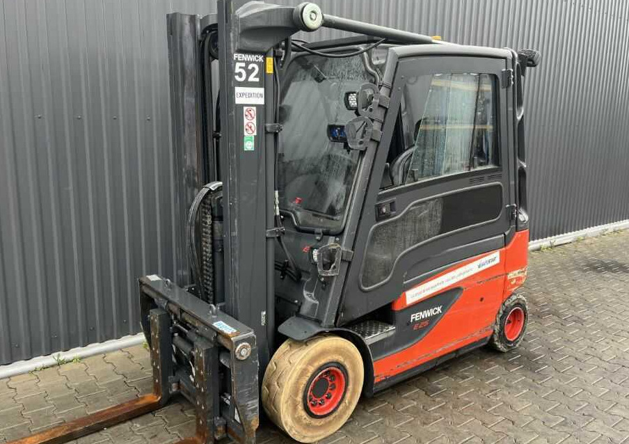 Linde E25L-01 - Elektrostapler: das Bild 1 Linde E25L-01 - Elektrostapler: das Bild 1