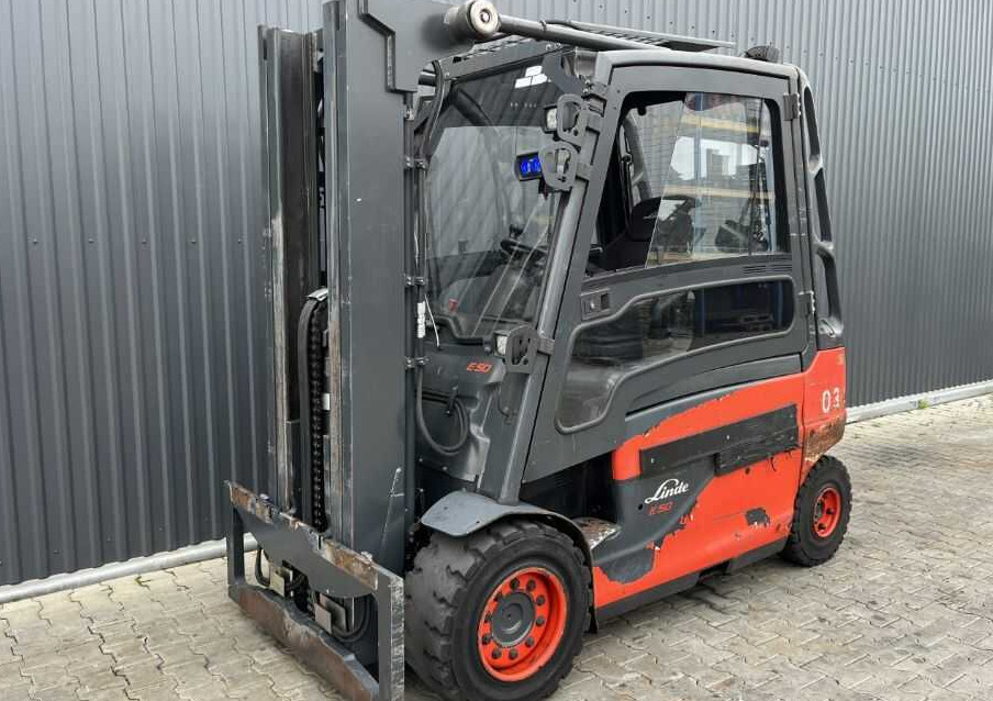 Linde E50HL-01 - Elektrostapler: das Bild 1 Linde E50HL-01 - Elektrostapler: das Bild 1