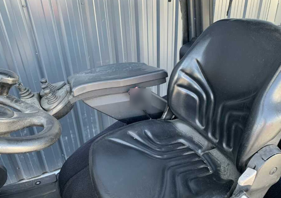 Treibgasstapler Linde H16T-01: das Bild 7