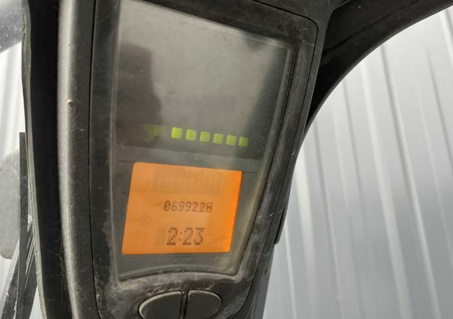 Treibgasstapler Linde H16T-01: das Bild 6
