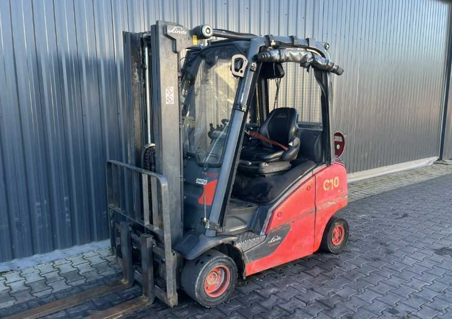 Linde H20T-01 - Treibgasstapler: das Bild 1 Linde H20T-01 - Treibgasstapler: das Bild 1