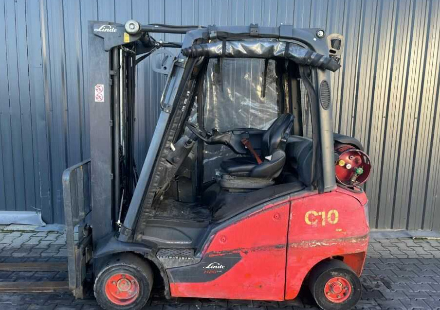 Linde H20T-01 - Treibgasstapler: das Bild 2 Linde H20T-01 - Treibgasstapler: das Bild 2