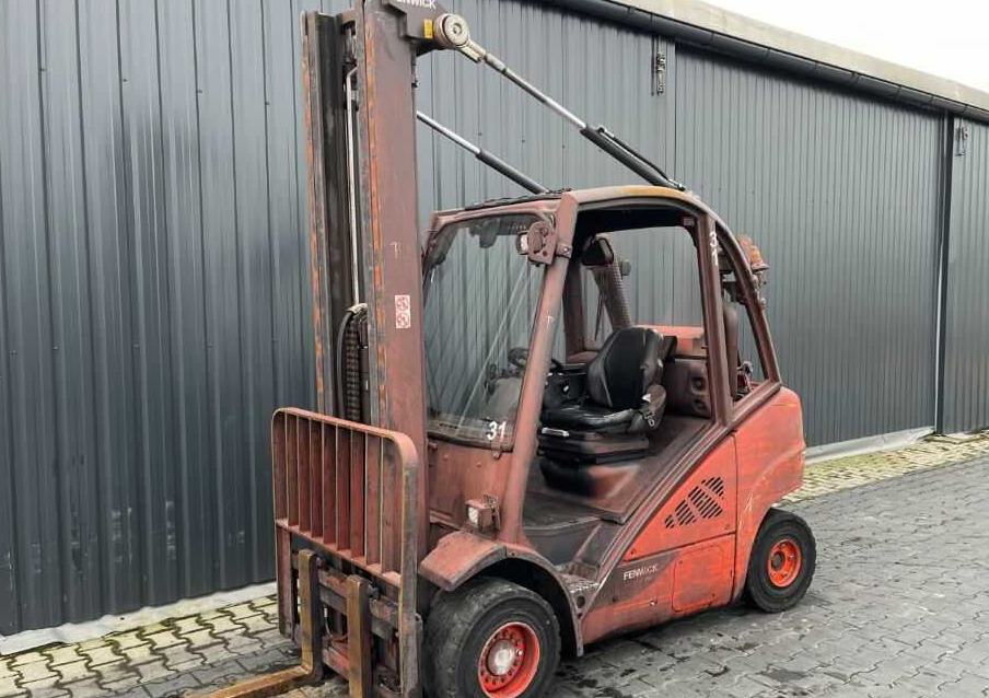 Treibgasstapler Linde H25T-01: das Bild 6