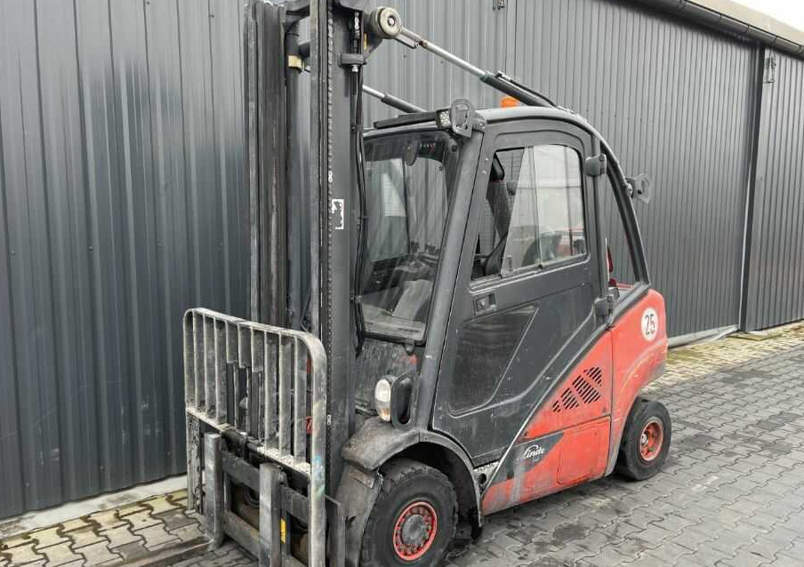 Linde H25T-02 - Treibgasstapler: das Bild 1 Linde H25T-02 - Treibgasstapler: das Bild 1
