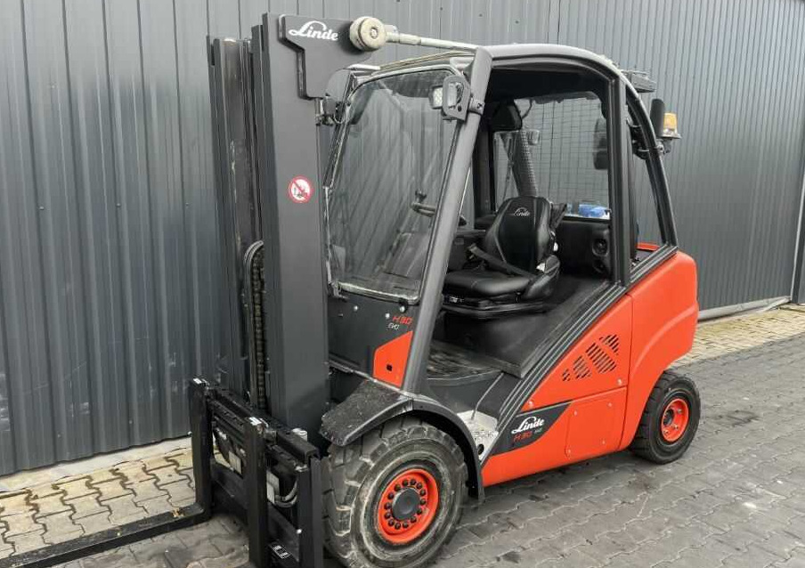 Linde H30T-02 - Treibgasstapler: das Bild 1 Linde H30T-02 - Treibgasstapler: das Bild 1
