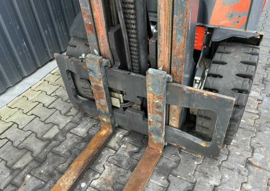 Treibgasstapler Linde H30T: das Bild 6 Treibgasstapler Linde H30T: das Bild 6