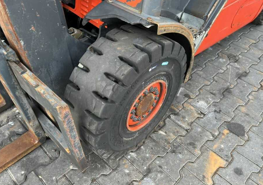 Treibgasstapler Linde H30T: das Bild 7 Treibgasstapler Linde H30T: das Bild 7