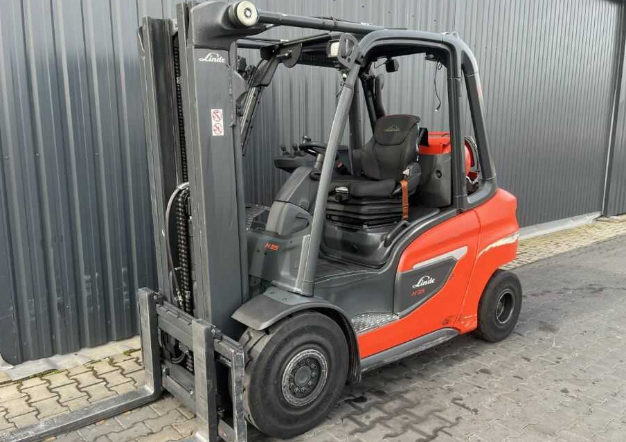 Linde H35T-01 - Treibgasstapler: das Bild 1 Linde H35T-01 - Treibgasstapler: das Bild 1