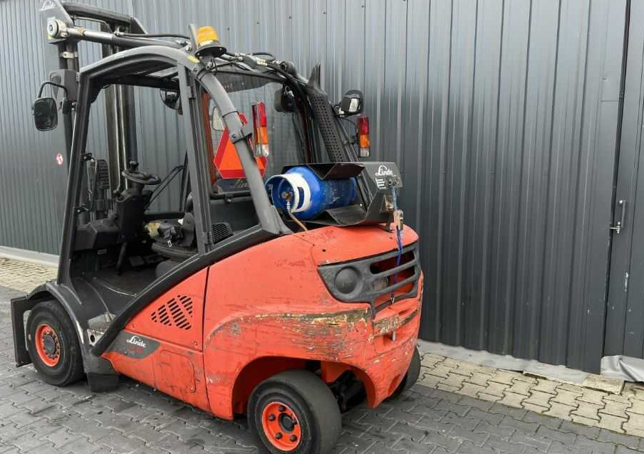 Linde H35T-01 - Treibgasstapler: das Bild 3 Linde H35T-01 - Treibgasstapler: das Bild 3