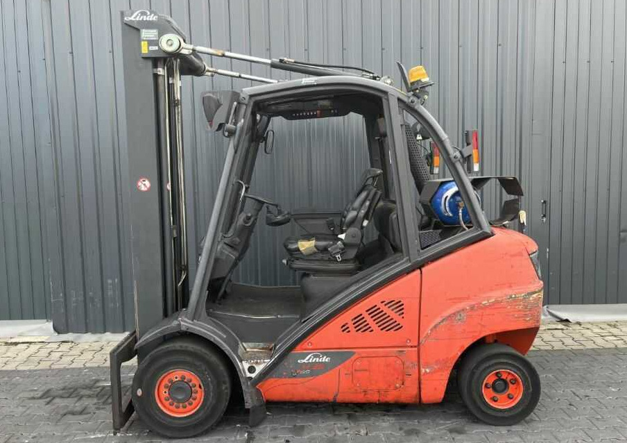 Linde H35T-01 - Treibgasstapler: das Bild 2 Linde H35T-01 - Treibgasstapler: das Bild 2