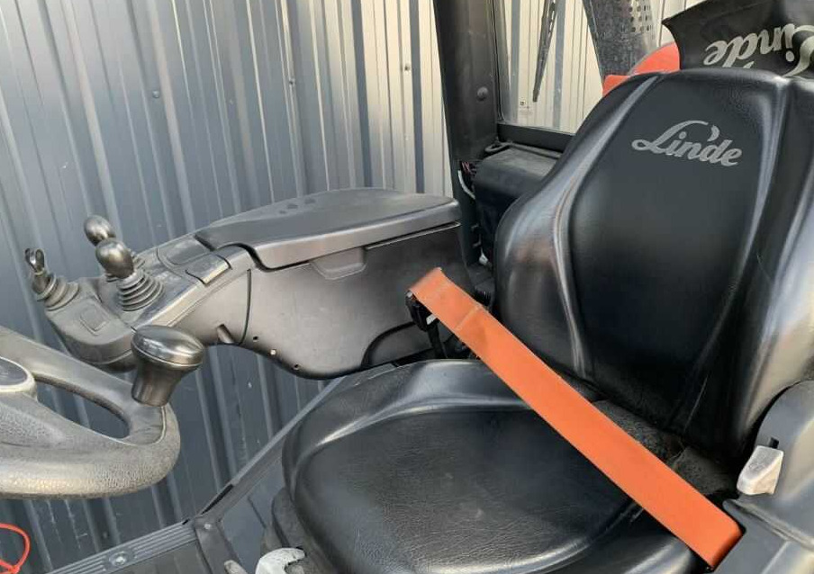 Treibgasstapler Linde H35T-02: das Bild 7