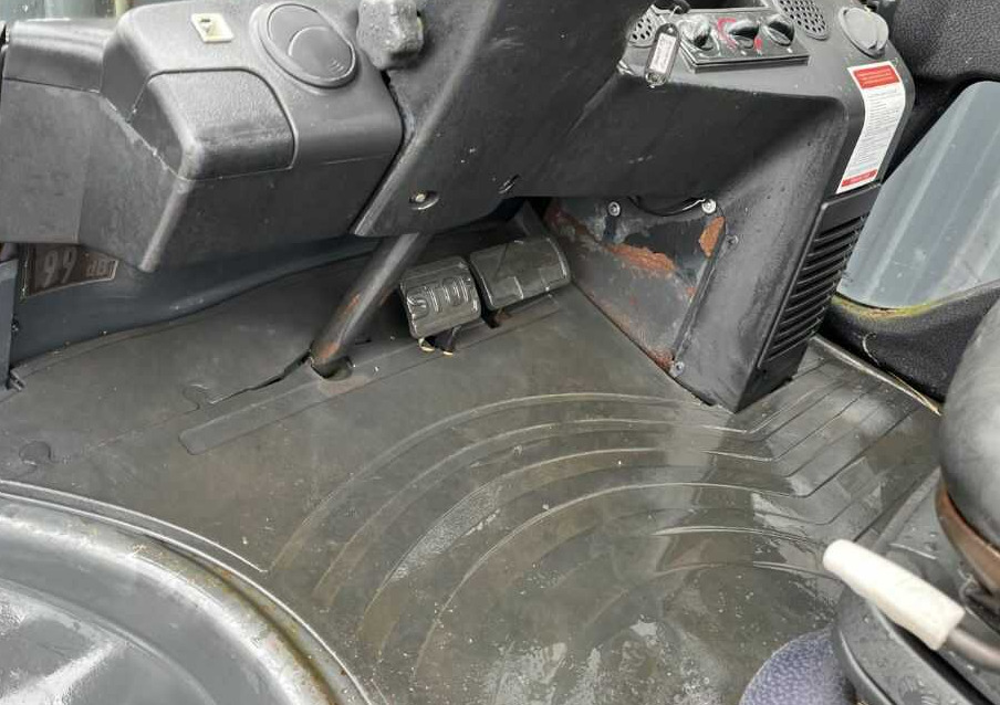 Dieselstapler Linde H40D-01: das Bild 9