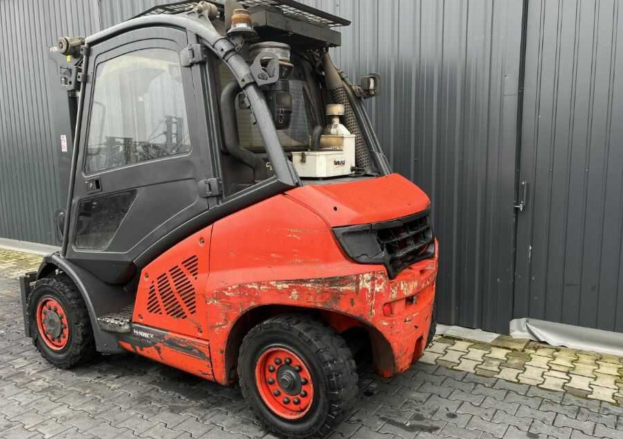 Linde H40D-02 - Dieselstapler: das Bild 3 Linde H40D-02 - Dieselstapler: das Bild 3